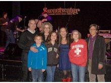 Young Vocal, Piano and Acoustic Guitar Students who attended Jill's show, with Jill after the concert